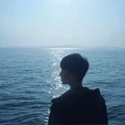 每日头像因为互相惦记,所以跋山涉水