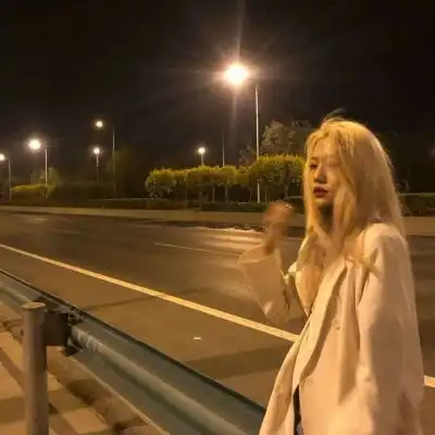 女头太阳会突然落山月亮也会女生头像我要个性网