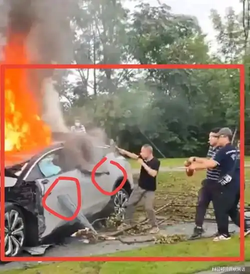 成都双流一新能源汽车碰撞后起火,女车主身亡,悲剧一再发生