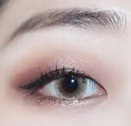 单眼皮女生的眼影搭配参考