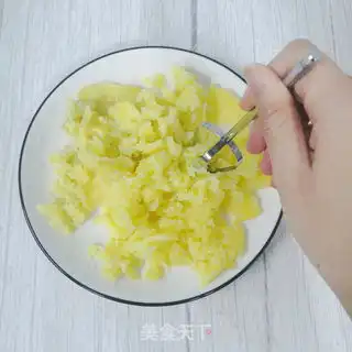 芝士土豆泥的做法超级拉丝的芝士土豆泥教程来了芝士土豆泥怎么做哦不回家的菜谱