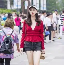 街拍青春活力的时尚姐妹,充满着潇洒帅气的活力气息