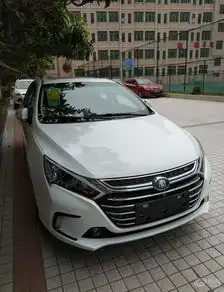 比亚迪秦ev图片集锦