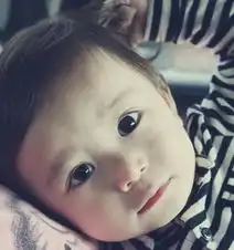妈妈们都想拥有的超萌宝宝可爱表情秀