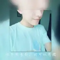 双影男生半身头像帅气的男生