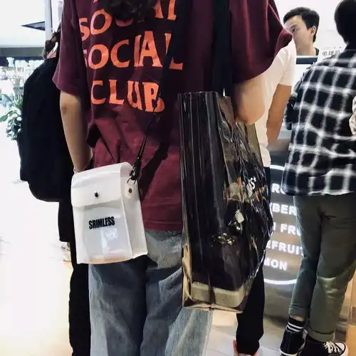 买物教室美式复古男孩,怎么能少了一双vans