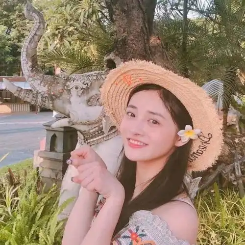 周洁琼头像小甜妹的日常