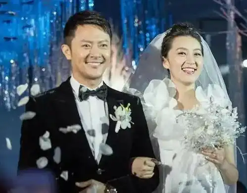 5年前假白富美骗婚印小天,被揭穿后携子逃跑,如今成了真白富美