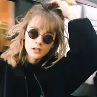 酷酷的欧美头像我推开了那么多人,还是没能等到你
