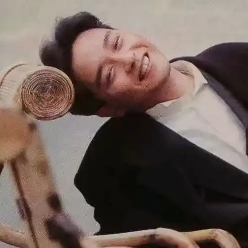 头像背景图套图长发綄君心信勿相忘矣