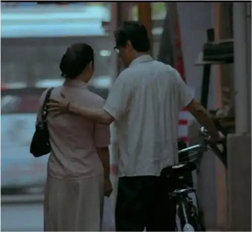 万箭穿心面对被离婚丈夫跳河儿子不认,她决定这样做