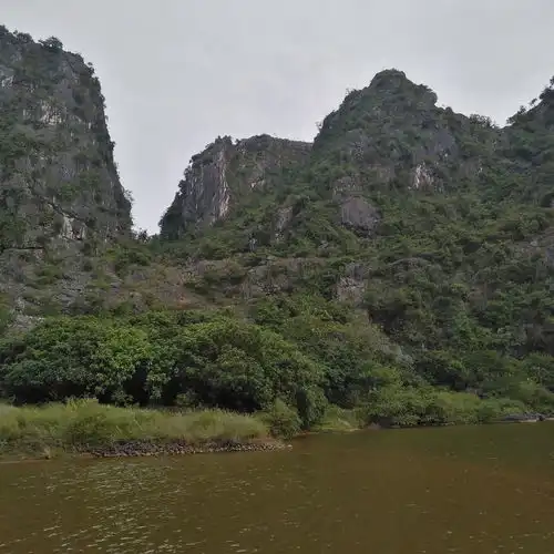 拍一下玉林市将军寨秀丽的山水风景