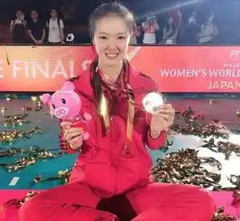 2018女排世锦赛她表现不佳,有人说是订婚影响到了她,你咋看