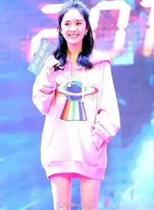 杨幂粉色卫衣俏皮可爱,辣妈变少女分分钟