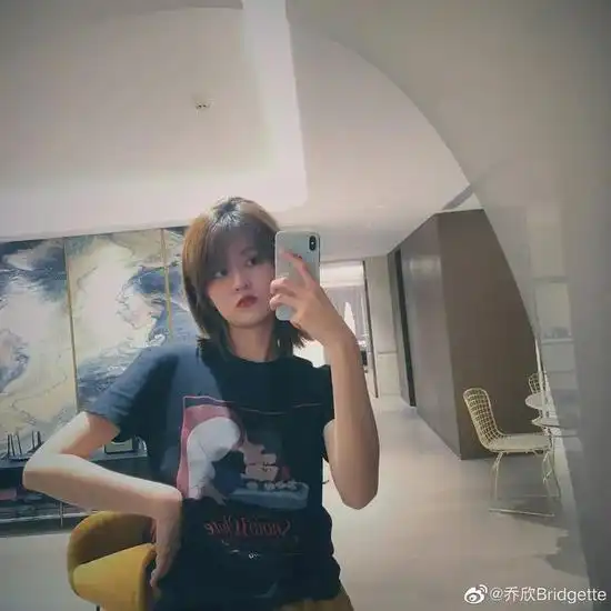 王菲为李嫣庆生可爱第一名