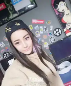 红人馆明星被路人拍糊的效果堪比卸妆,可高圆圆热巴根本没在怕啊