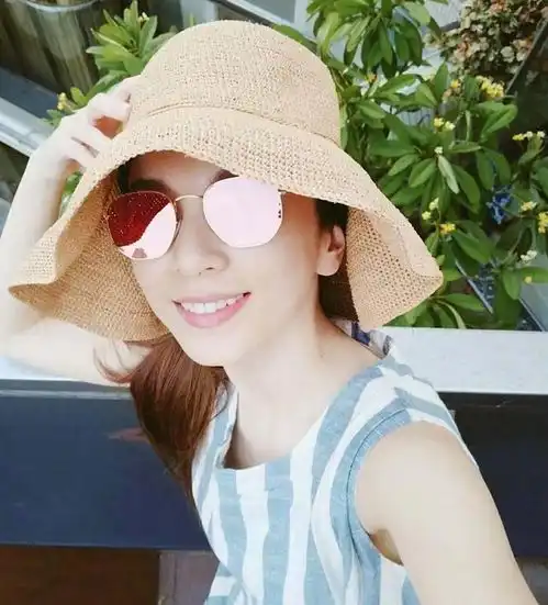 hebe田馥甄晒豪宅,阳台晒太阳好似度假,网友很会享受生活