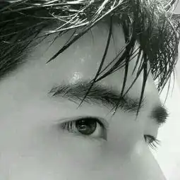 2018最潮qq头像男帅气冷酷以前追求爱情现在只喜欢钱