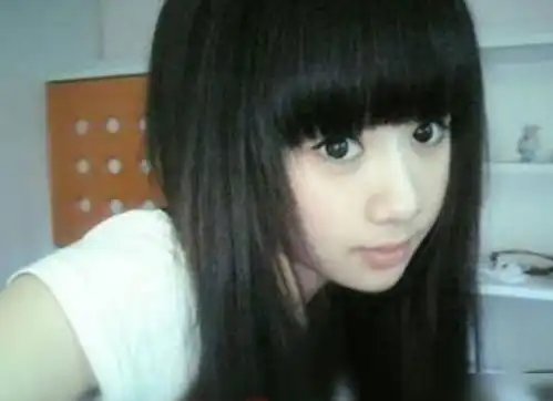 当年非主流时代的产物17岁的杀马特造型可盐可甜,后来成了这样