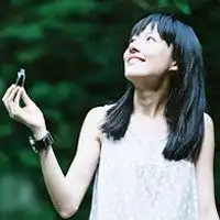 奔跑长发飘扬动漫图微信头像图片大全