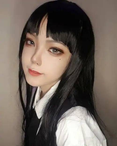 性转但丁与黑丝2b小姐姐一周大师级cosplay赏
