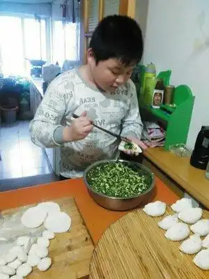 美国家庭教育孩子每天做家务,做家务对孩子的成长有什么好处