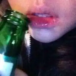 嘴唇女头