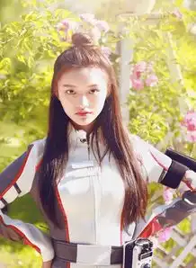 林允行李箱中发现安全套本尊回应只是辅助液而已
