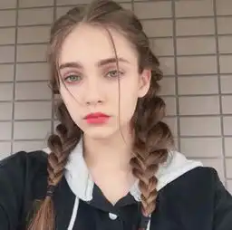 欧美风女生头像,我怀里温暖的空气,变成风也不敢和你相遇