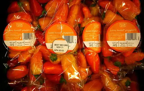 过期也能吃,英国最大的超市去掉了一些食品的保质期标签