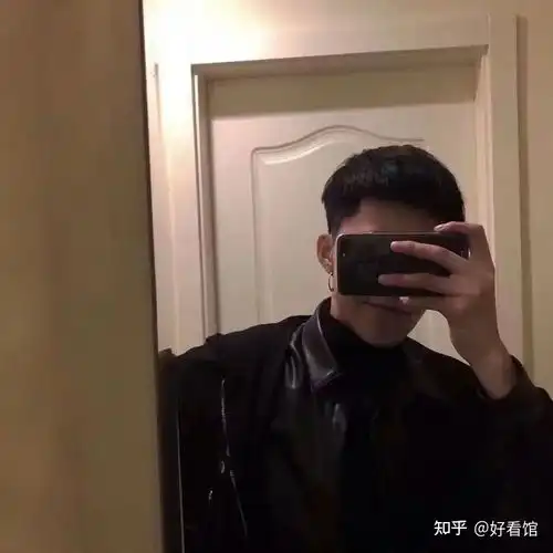 干净清爽男生头像干净有深度的男士微信头像干净阳光的男生头像清爽利落的阳光男孩头像
