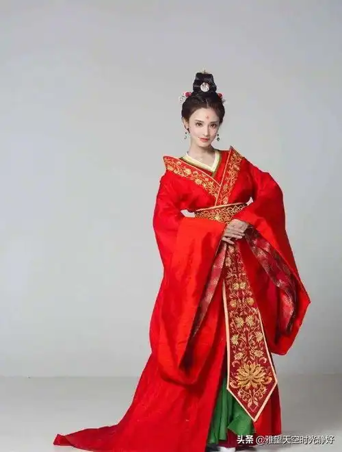 十五位女明星古装红衣造型一袭红衣尽风华的古装美人