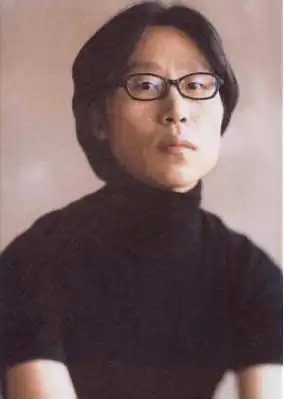 崔范锡领携一众设计大咖,与韩都衣舍一同寻找青年时尚力量