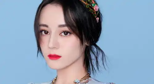 女星黑粉活跃榜赵露思第8,热巴第2,杨幂数据仅是榜首的零头