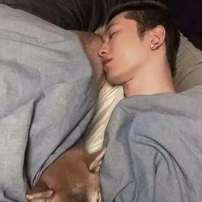 超帅男生头像分享对的人早晚会来只是时间问题
