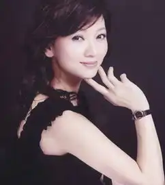 高贵典雅淑女妆的赵雅芝