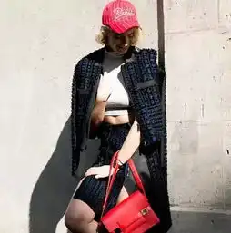 这个夏天女神都选择这款帽子,又潮又减龄