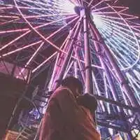 带摩天轮微信情侣头像一对的微信头像图片大全