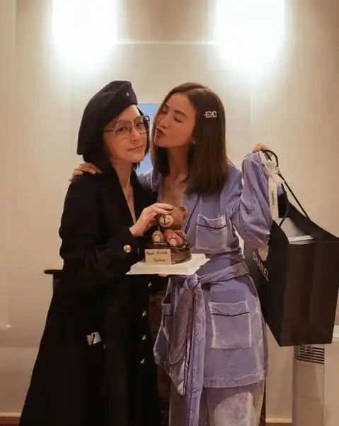 胖到认不出钟欣潼离婚后参加真人秀,谈重返20岁会好好做人