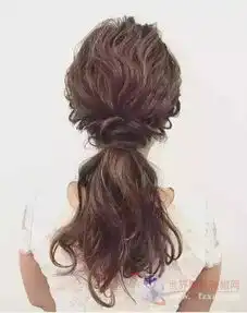 everyonewhoseesthishairstyleseesbeautycomingoutofthesky.