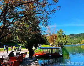 布莱德湖