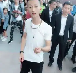 快手辛巴警告买不起不要买,我并不怕你,散打祁天道自叹不如