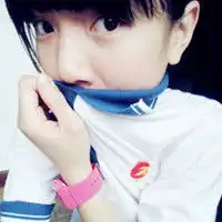 女学生qq头像穿着校服的韩国女生头像