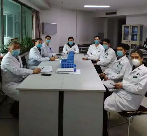 抗击疫情迎难而上我校附属第一医院医护人员结束假期全员上岗