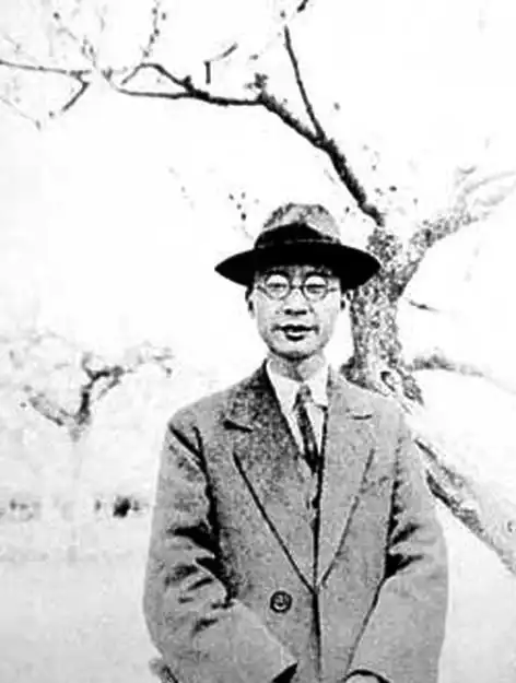 他跟妻子生活35年,却在38岁时爱上23岁女子,妻子只写了一封信