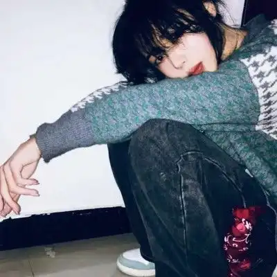 姐的文案,丧到眼角泛光