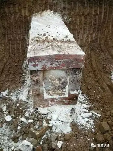 彭泽建优质高中,汪氏顾大局乐让祖坟山,开墓冢,百年棺椁竟如新