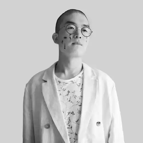 悲痛知名字体设计师车祸离世,他的作品你一定都看过...