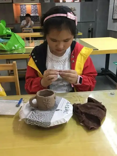 嘉兴芯悦素雅公益小天使丨亲子泥塑,玩转泥巴