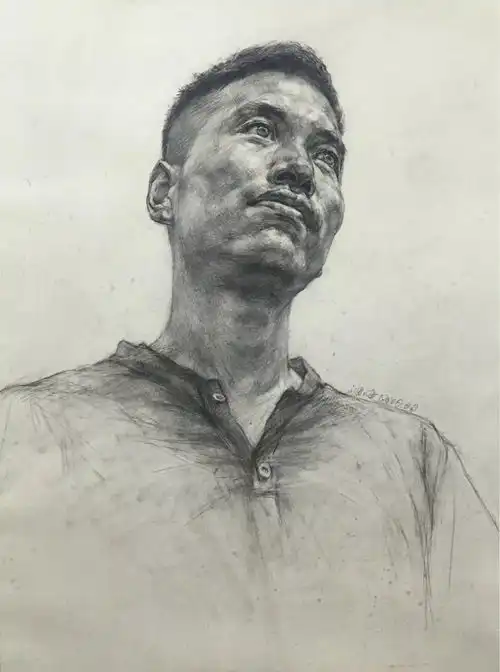 吴越名师刘泉海毕业于中国美院雕塑系的教学校长,学生们的良师益友